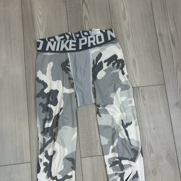 NIKE Mens Pro Combat Hypercool Compression Tights, Grey Medium 811617 - Picture 2 of 9